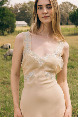 1930s bias silk crepe full length nightgown