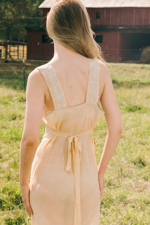 1930s bias silk crepe full length nightgown