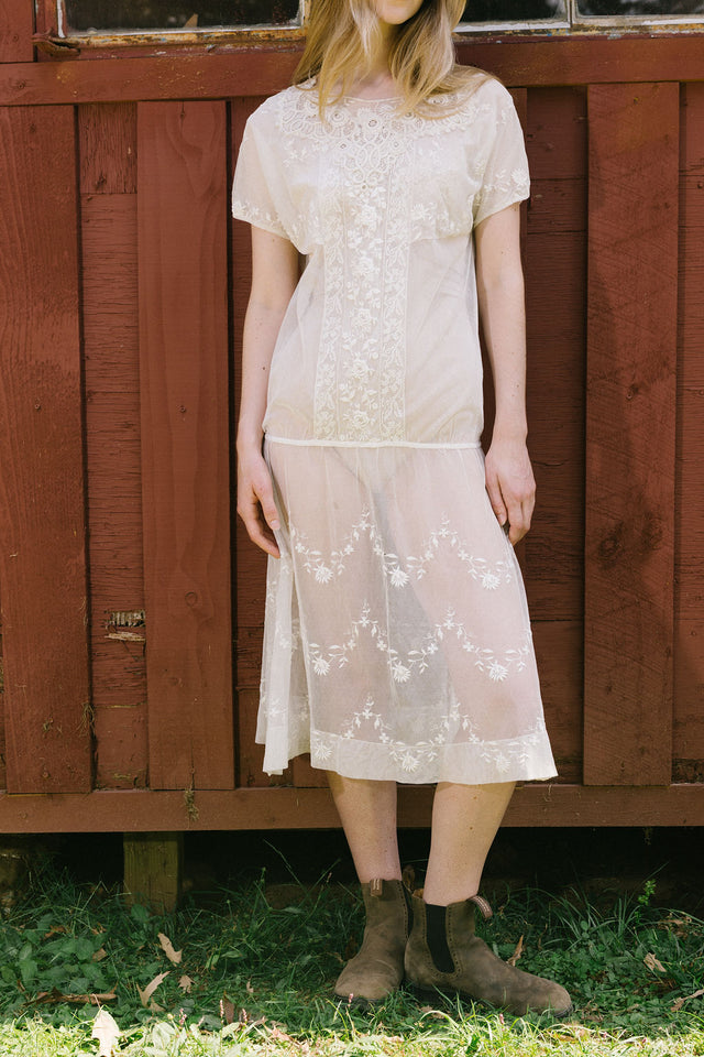 1920s embroiered net filet lace dress