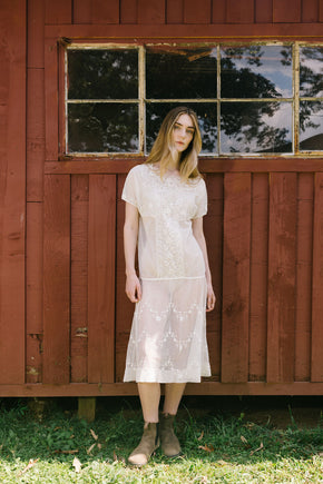 1920s embroiered net filet lace dress