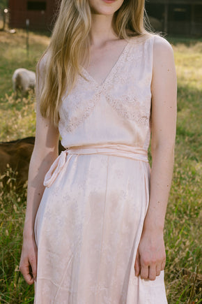 1930s jacquard silk lace nightgown