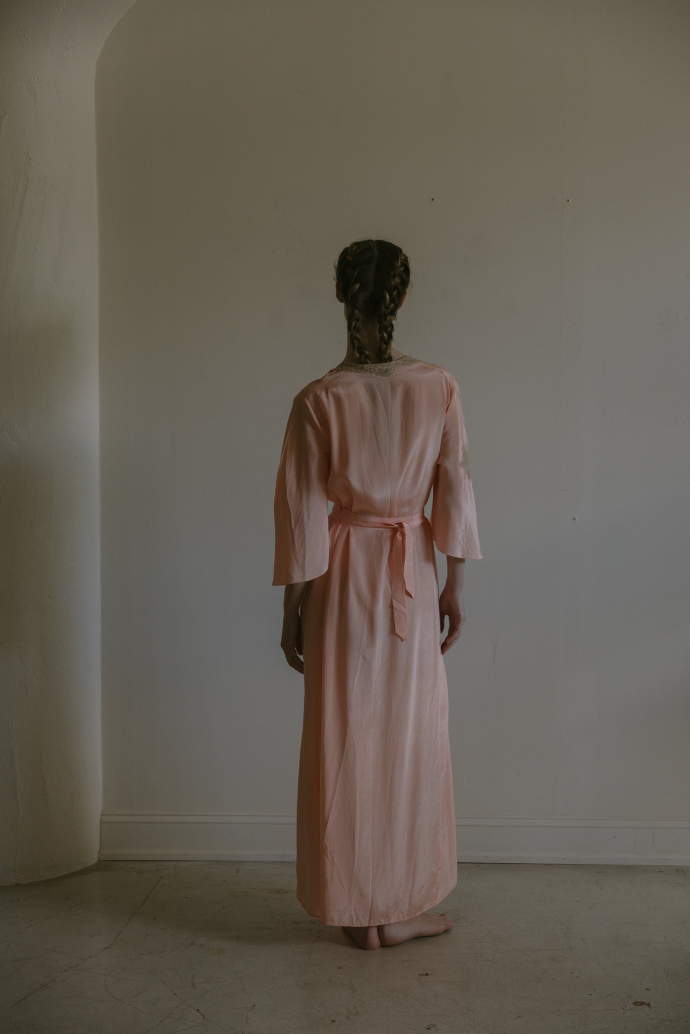 C. 1930s silk lace bell sleeve robe