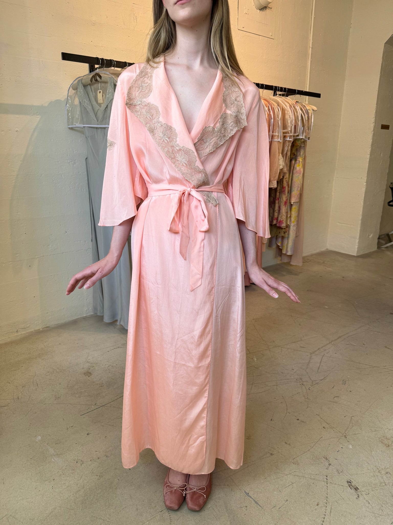 C. 1930s silk lace bell sleeve robe