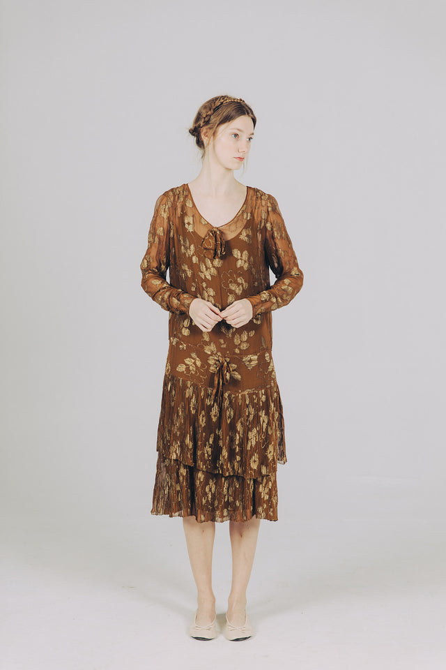1920s drop waist silk lamè dress