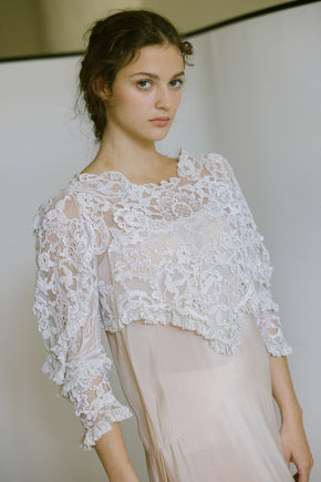 1910s pointed mixed lace embroidered blouse