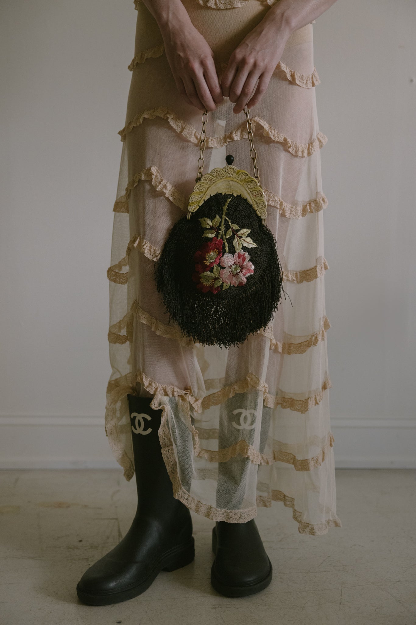 1800s silk floral embroidered bag celluloid frame France
