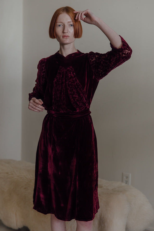 1930s garnet devoré velvet dress