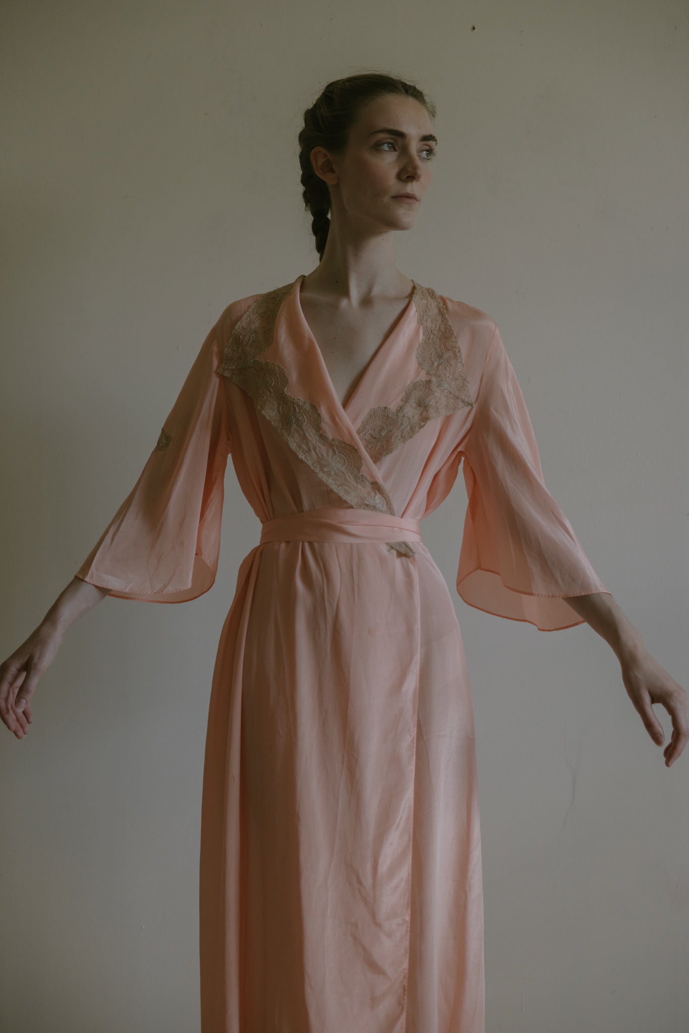 C. 1930s silk lace bell sleeve robe
