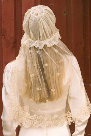 1800s lace net bonnet wedding veil