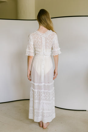 1910s Edwardian lawn gown
