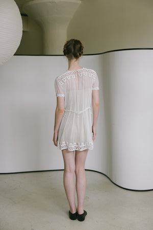 1900s French net tunic