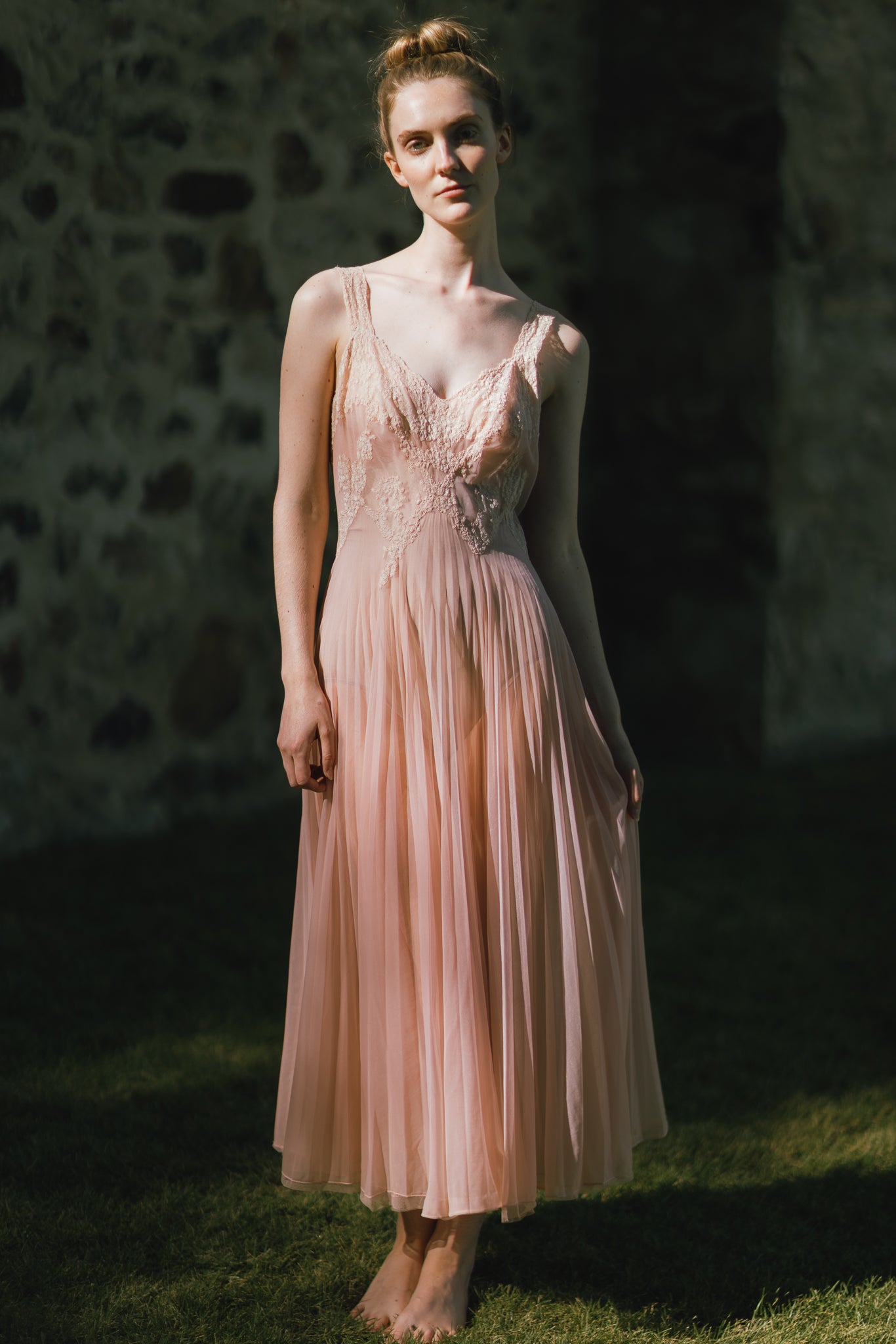 Vanity fair 1940s pink peignoir set