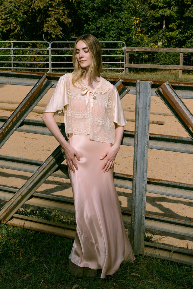 1920s English lace bed jacket