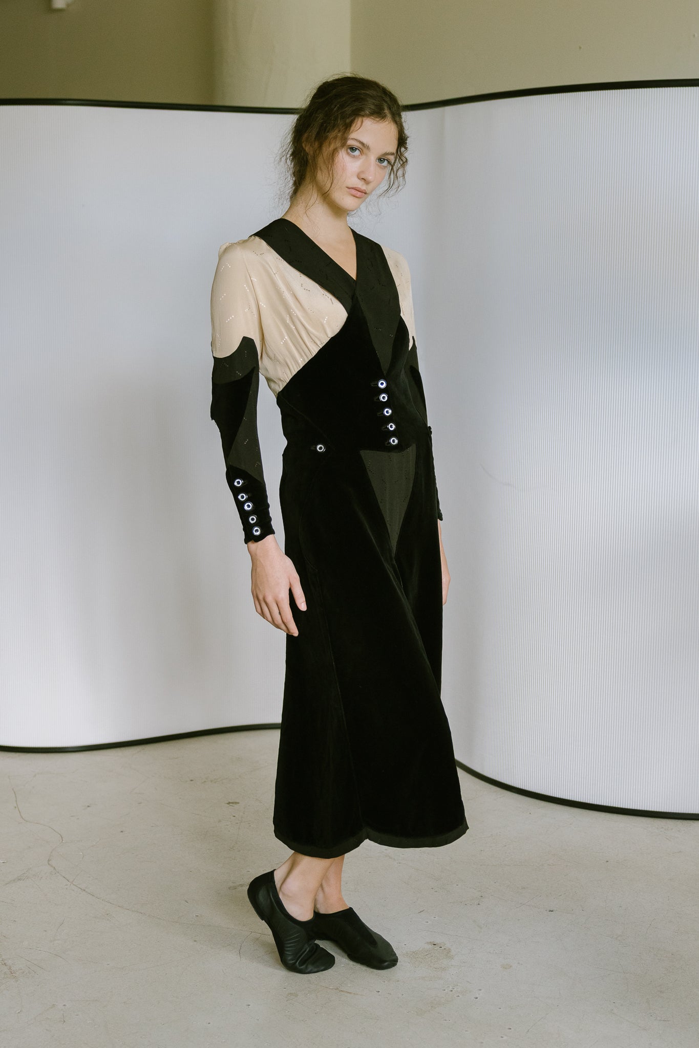 1930s art deco Crepe velvet dress