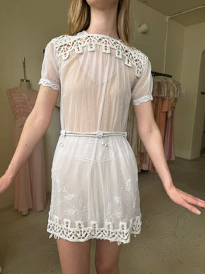 1900s French net tunic