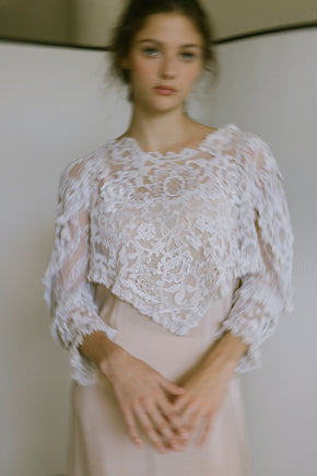 1910s pointed mixed lace embroidered blouse