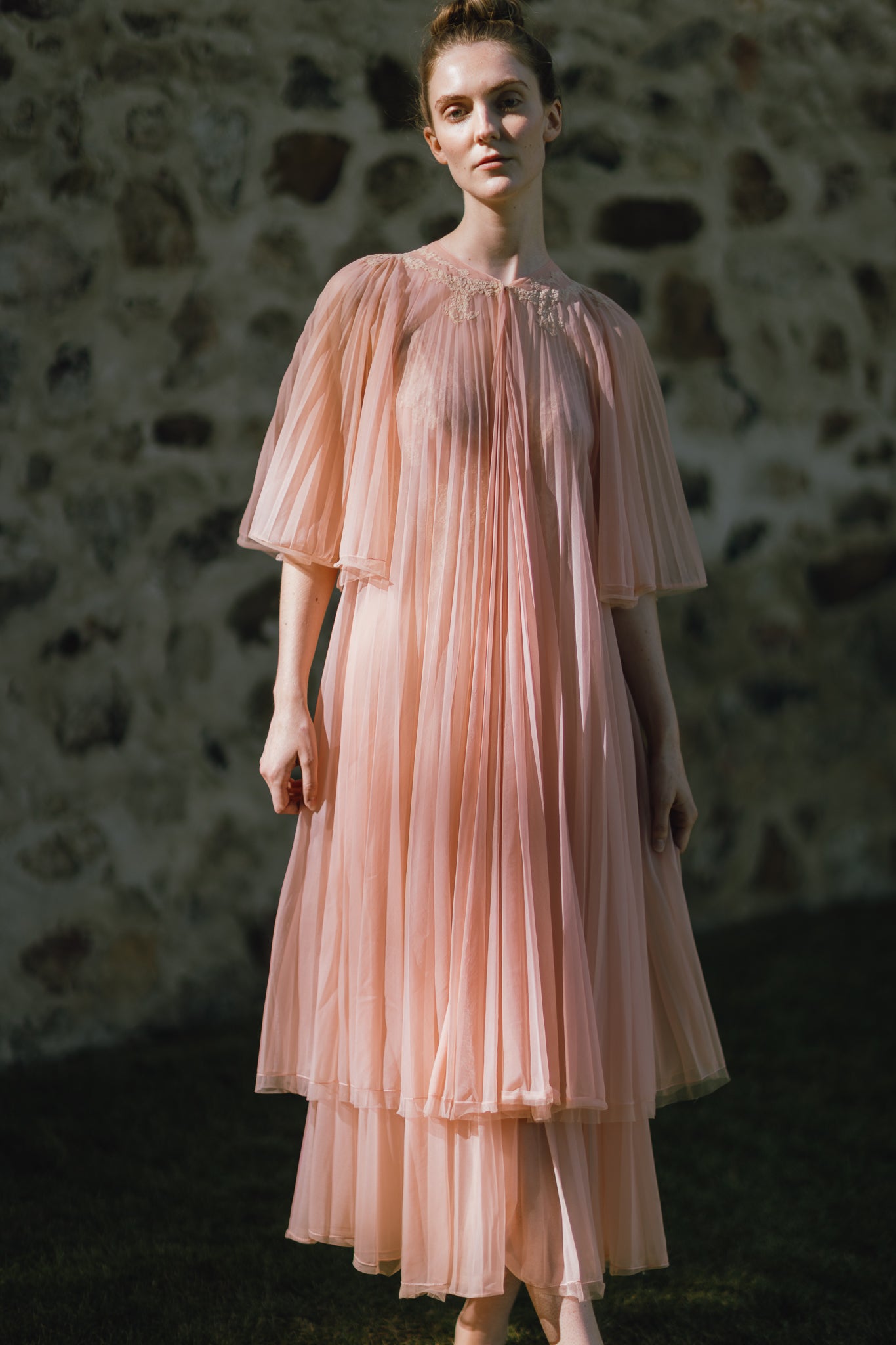 Vanity fair 1940s pink peignoir set