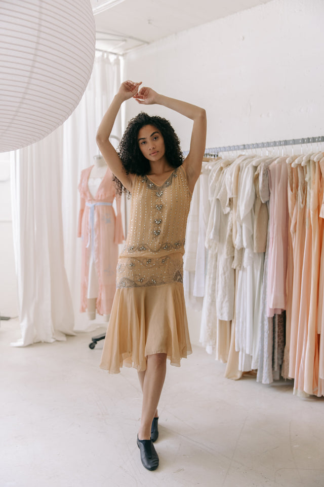 1920s peach silk chiffon beaded flapper dress