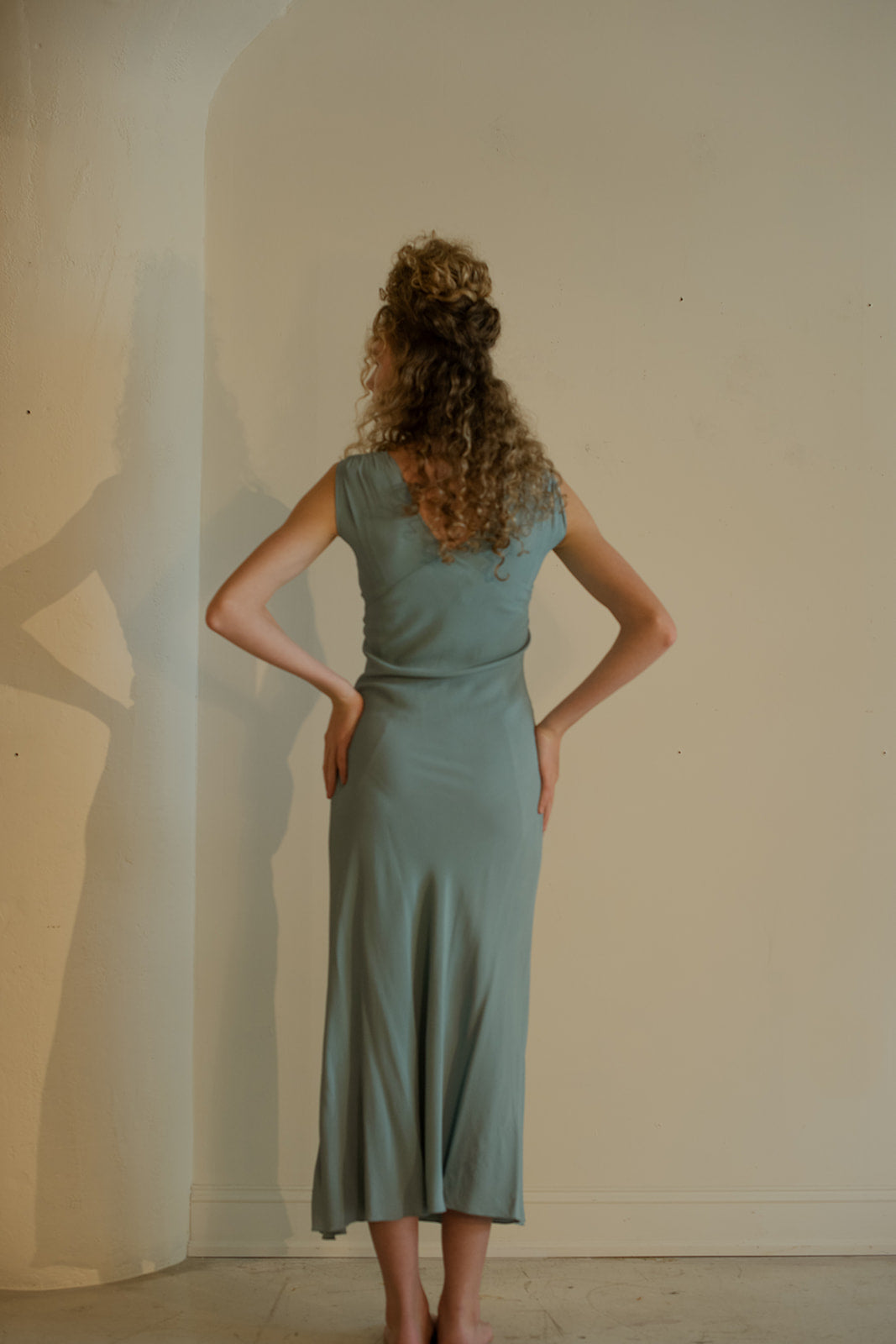 1930s hammered silk crepe evening dress