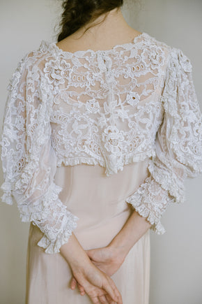 1910s pointed mixed lace embroidered blouse