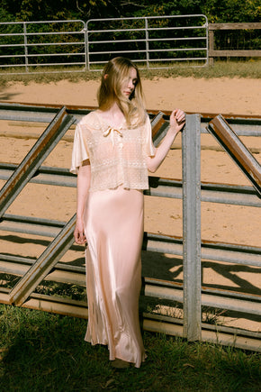 1920s English lace bed jacket