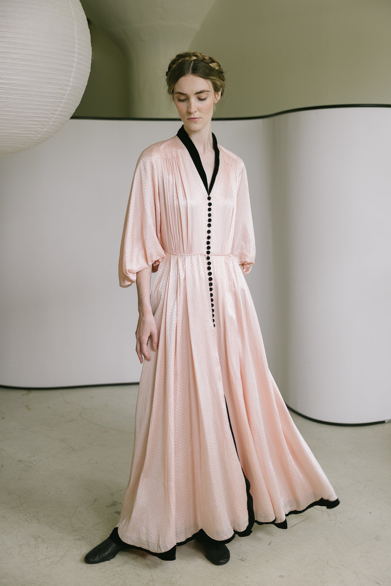 1930s printed silk satin balloon sleeve gown, France