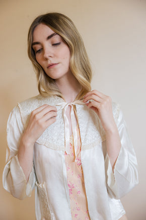 1930s blue silk quilted bed jacket