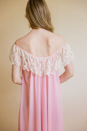 1960s baby pink Lucie Ann lace nightgown
