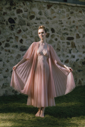 Vanity fair 1940s pink peignoir set