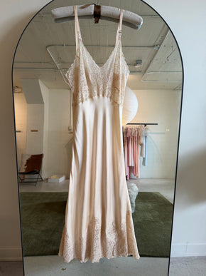 1930s champagne monogrammed silk lace half slip