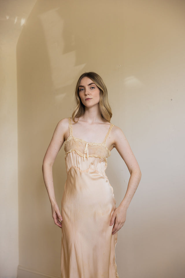 1930s silk lace bow half slip