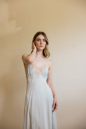 1930s blue silk lace half slip