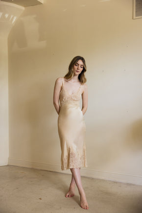 1930s champagne monogrammed silk lace half slip