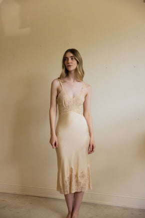 1930s champagne monogrammed silk lace half slip