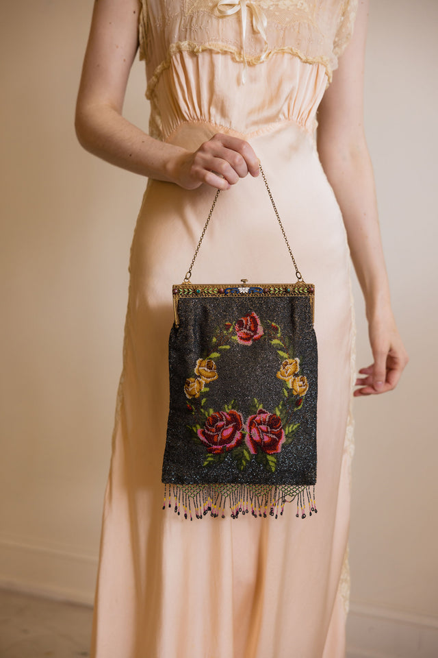 1920s deco glass beaded bag