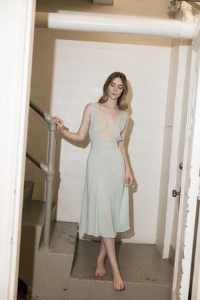 1930s blue chiffon Yolande slip