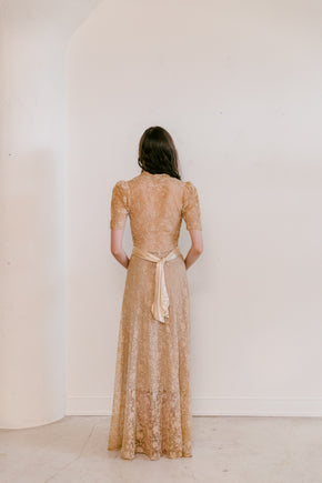 1930s ecru alençon lace trousseau robe