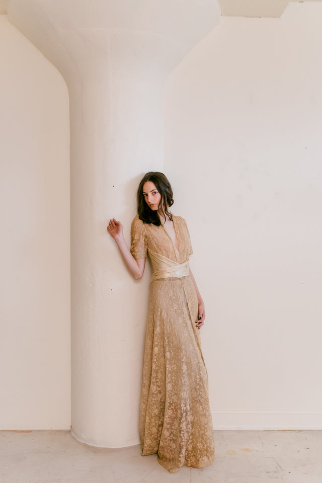 1930s ecru alençon lace trousseau robe